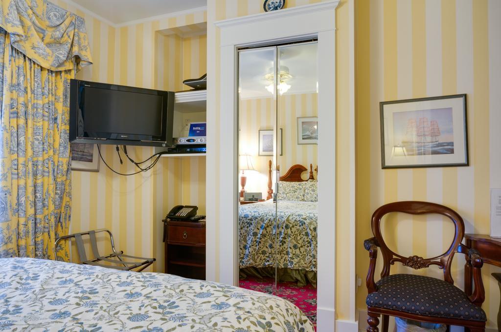 Calgary Westways Guest House Værelse billede