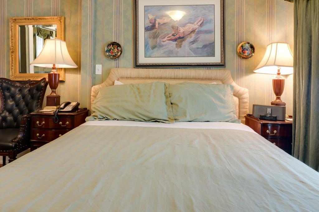 Calgary Westways Guest House Værelse billede