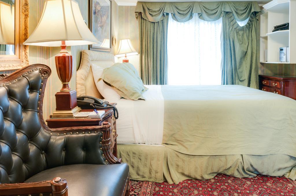 Calgary Westways Guest House Værelse billede