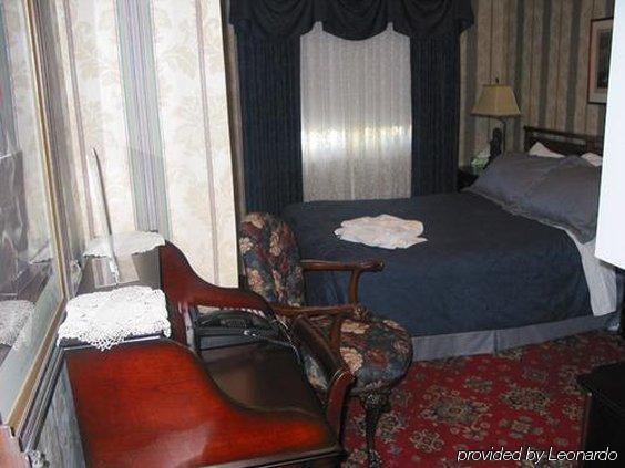 Calgary Westways Guest House Værelse billede