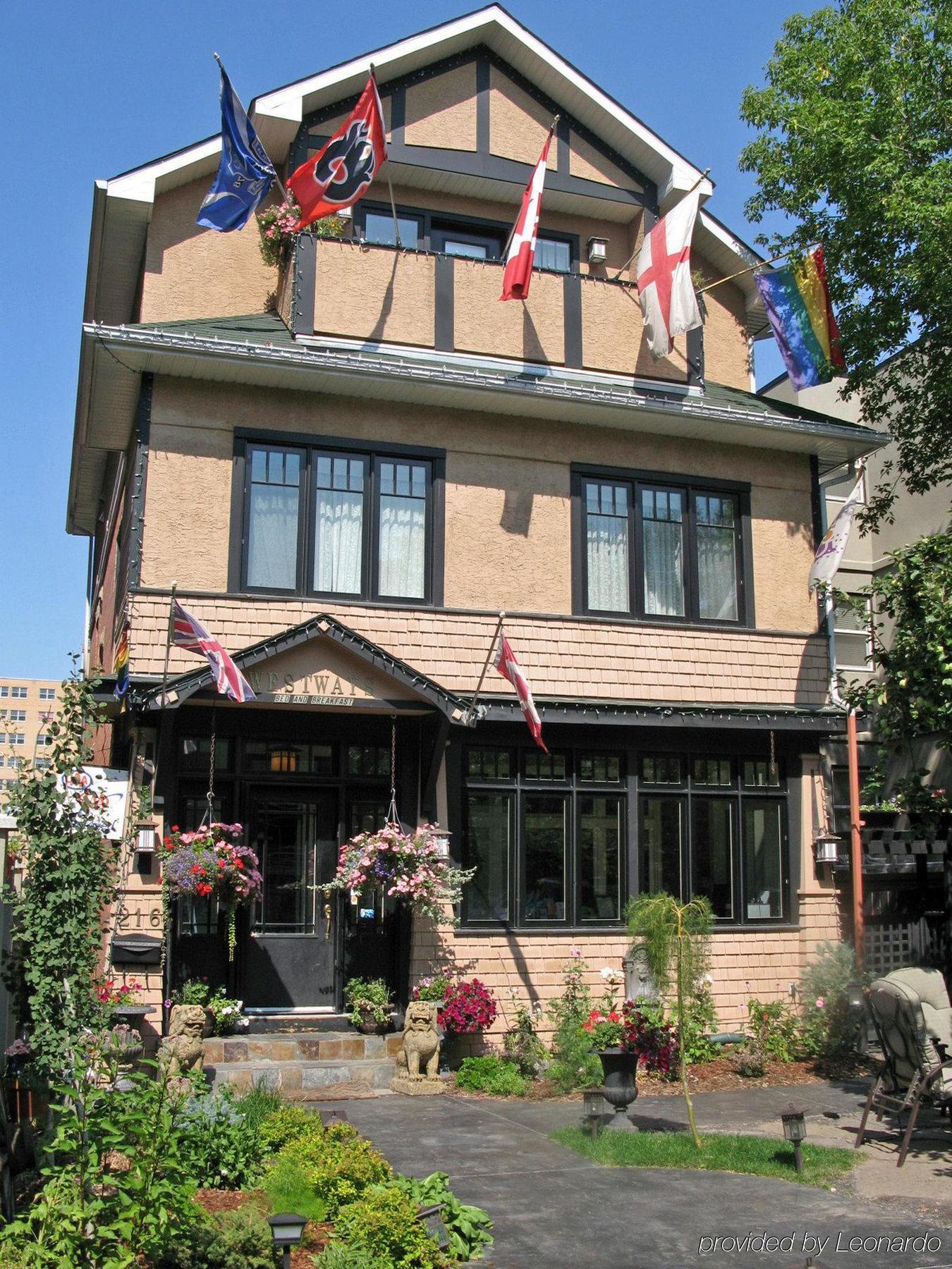 Calgary Westways Guest House Eksteriør billede