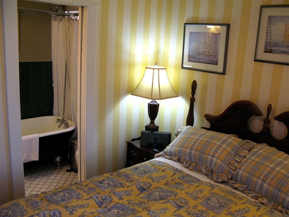 Calgary Westways Guest House Eksteriør billede