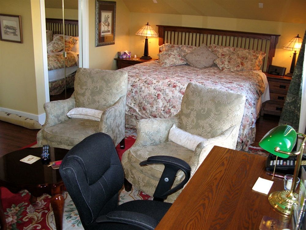Calgary Westways Guest House Eksteriør billede