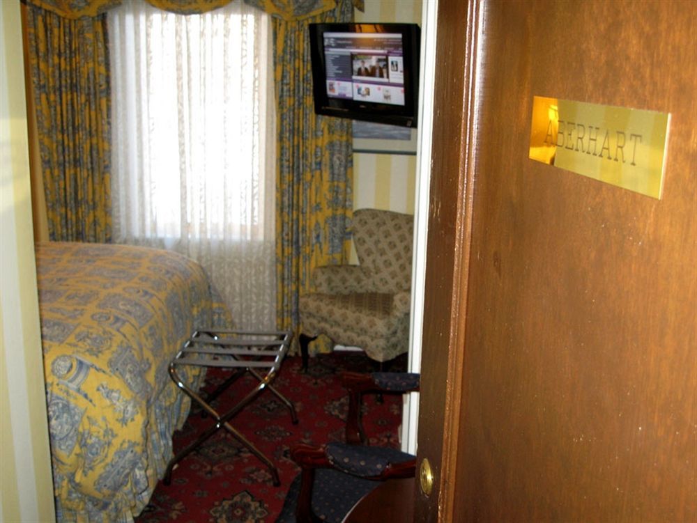 Calgary Westways Guest House Eksteriør billede