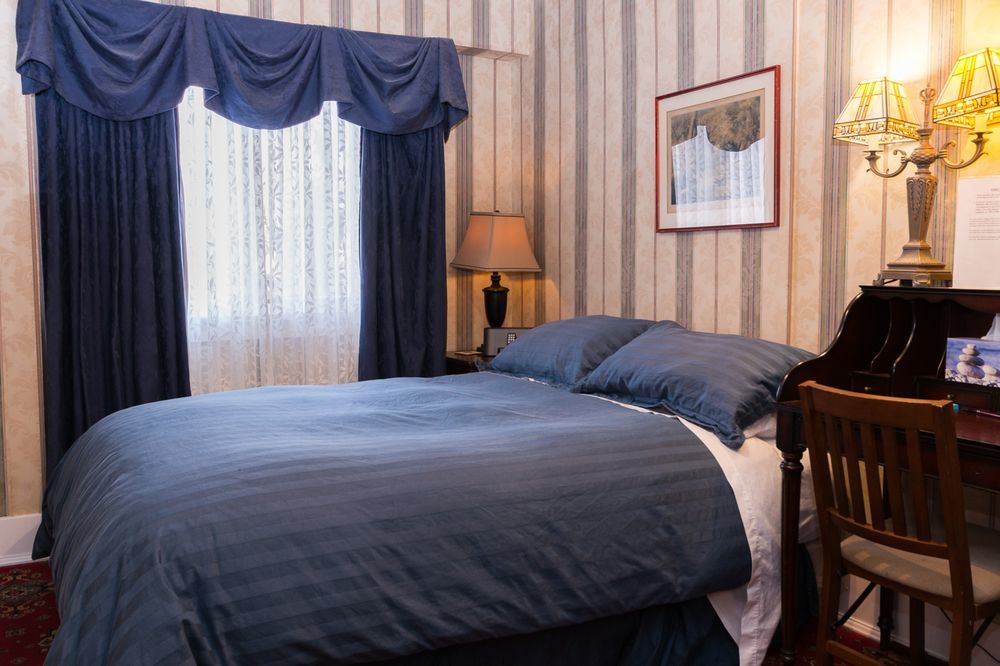 Calgary Westways Guest House Eksteriør billede